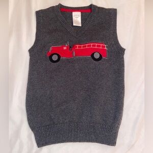 Gymboree Boys Fire truck Sweater Vest Size 4T Christmas Grey Red 100% Cotton